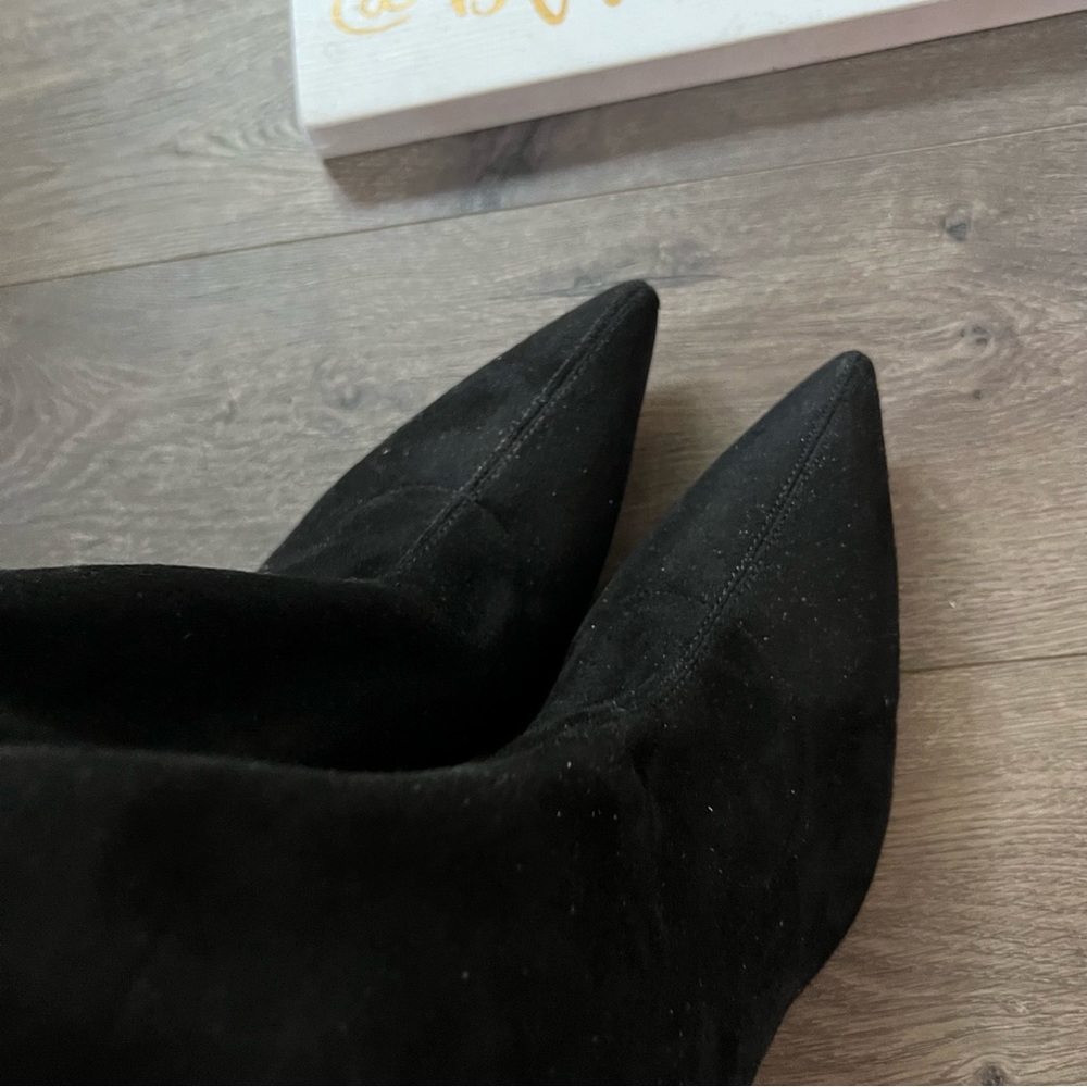 Marc Fisher Larry Pointed Toe Sock Booties Nwot - image 3